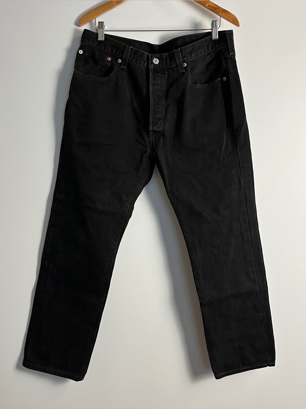 Levi’s Classic Black Straight-Leg Button Fly Denim Jeans Size 36x29